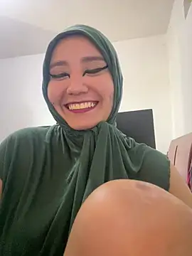 Snapshot of hannahayat chatting on February 4, 2026, 3:07 pm hannahayat online show from February 4, 2026, 3:07 pm