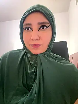 Snapshot of hannahayat chatting on January 17, 2026, 8:45 pm hannahayat online show from January 17, 2026, 8:45 pm