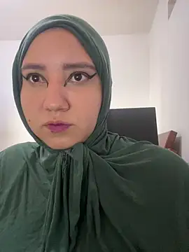 Snapshot of hannahayat chatting on February 25, 2026, 3:12 pm hannahayat online show from February 25, 2026, 3:12 pm