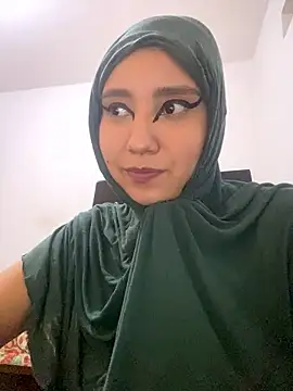 Snapshot of hannahayat chatting on January 15, 2026, 8:45 pm hannahayat online show from January 15, 2026, 8:45 pm