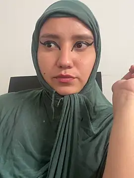 Snapshot of hannahayat chatting on January 7, 2026, 9:20 pm hannahayat online show from January 7, 2026, 9:20 pm