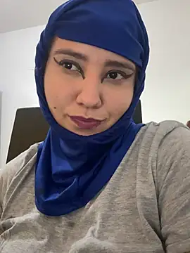 hannahayat online show from July 4, 2026, 3:49 pm