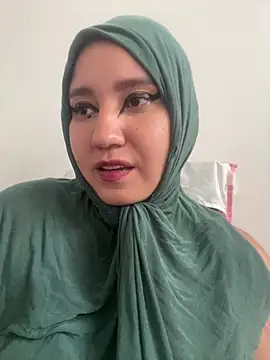 Snapshot of hannahayat chatting on December 20, 2025, 3:26 pm hannahayat online show from December 20, 2025, 3:26 pm