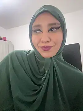 hannahayat online show from November 1, 2025, 1:56 am