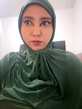 Snapshot of hannahayat chatting on January 11, 2026, 2:24 pm hannahayat online show from January 11, 2026, 2:24 pm