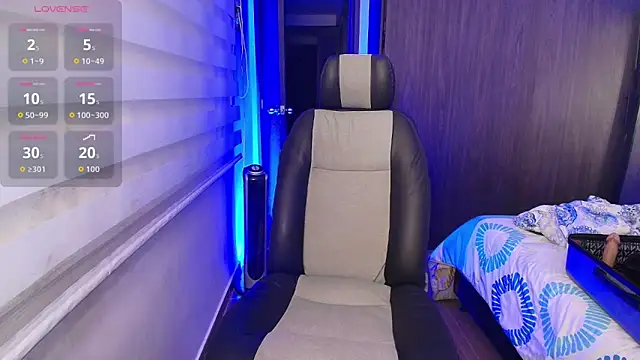 heydave  online show from March 12, 2026, 2:17 am