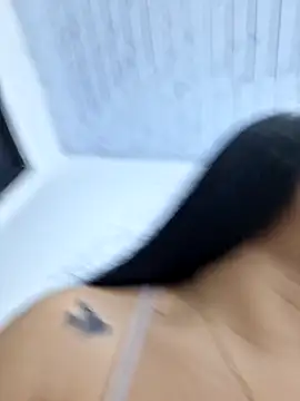 -VICKKY online show from March 20, 2026, 2:29 pm