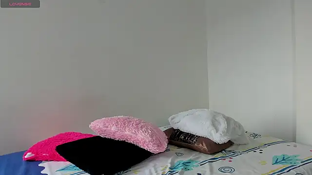 Snapshot of sofiaparker8 chatting on November 12, 2025, 7:29 pm sofiaparker8 online show from November 12, 2025, 7:29 pm