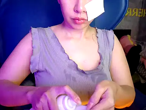 Cherry 6969 online show from September 29, 2025, 1:23 am