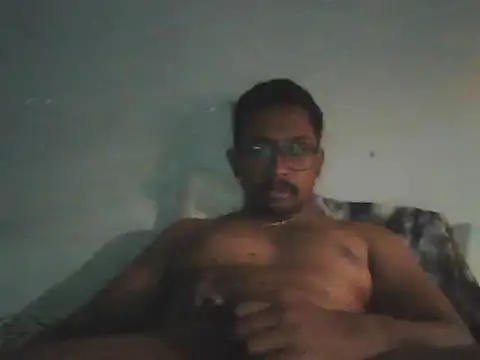 Snapshot of chennaibull101 chatting on October 2, 2025, 2:09 pm chennaibull101 online show from October 2, 2025, 2:09 pm