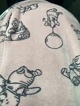 Emiily lee online show from September 25, 2025, 9:48 am