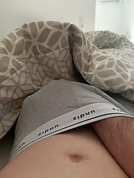 Snapshot of sudistept chatting on March 28, 2026, 2:29 pm sudistept online show from March 28, 2026, 2:29 pm