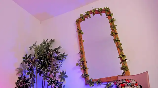 BonnieCute  online show from September 20, 2025, 12:04 am