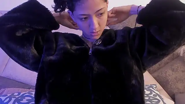 BonnieCute  online show from March 5, 2025, 11:38 am