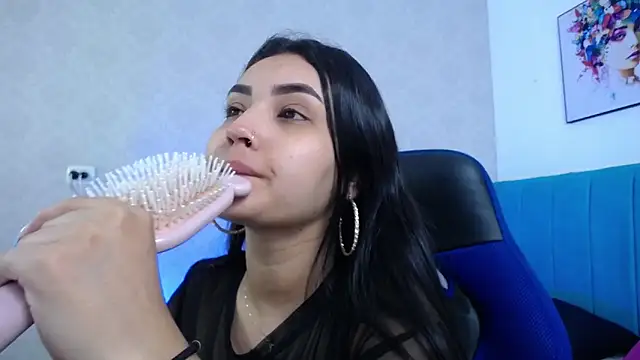 antonella sweetlittle online show from November 21, 2025, 12:15 pm