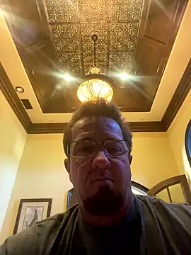 sluttydylan online show from January 11, 2026, 9:33 pm