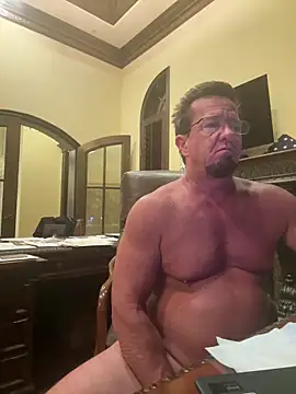 sluttydylan online show from March 1, 2026, 12:38 pm