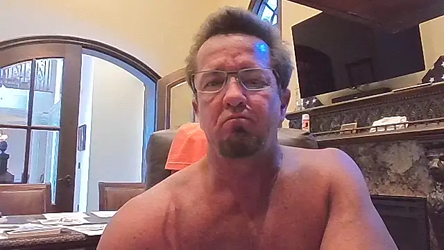 sluttydylan online show from November 6, 2025, 10:47 pm