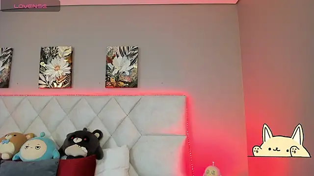 Snapshot of Violettbloss chatting on September 27, 2025, 3:45 am Violettbloss online show from September 27, 2025, 3:45 am