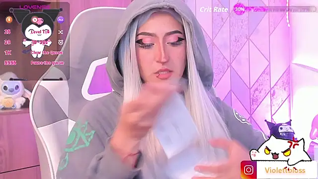 Snapshot of Violettbloss chatting on February 19, 2026, 4:09 am Violettbloss online show from February 19, 2026, 4:09 am