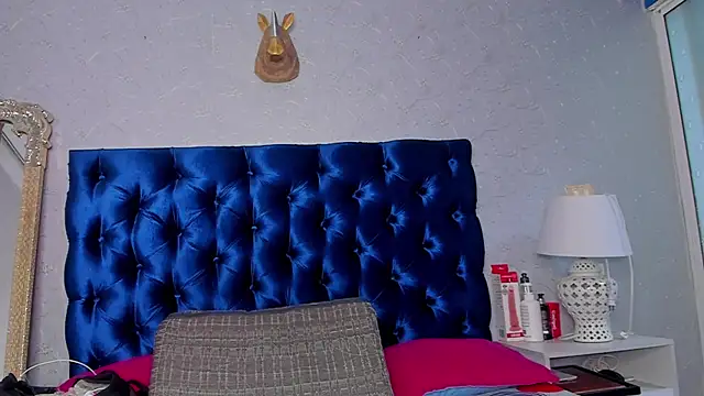 dalilaqueen online show from October 20, 2025, 12:06 pm