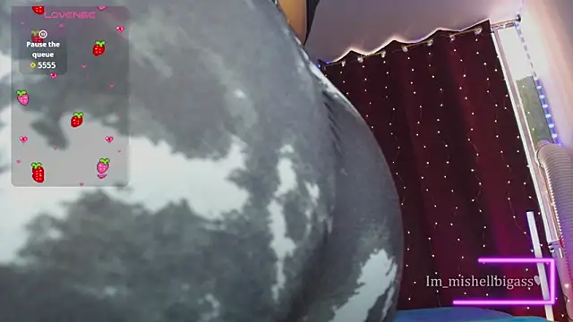 im mishellbigass online show from March 22, 2026, 10:33 pm