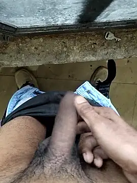 Snapshot of cumshotboy01 chatting on January 17, 2026, 8:51 am cumshotboy01 online show from January 17, 2026, 8:51 am