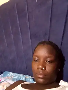 Snapshot of Layla_Amish1 chatting on June 16, 2026, 9:42 am Layla Amish1 online show from June 16, 2026, 9:42 am