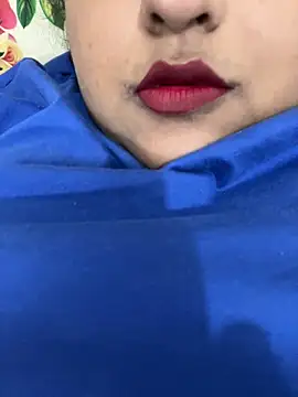 Snapshot of smile_pretty chatting on December 5, 2025, 1:32 pm smile pretty online show from December 5, 2025, 1:32 pm