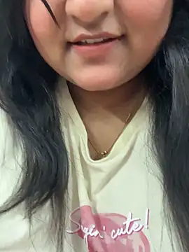 Snapshot of smile_pretty chatting on February 6, 2026, 3:30 pm smile pretty online show from February 6, 2026, 3:30 pm