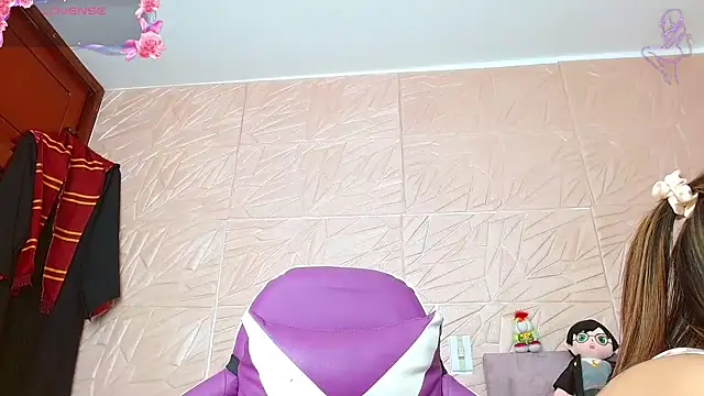 kendallsweet7 online show from October 22, 2025, 7:46 pm