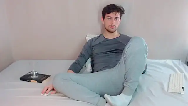 Elio555 online show from March 22, 2025, 10:39 am