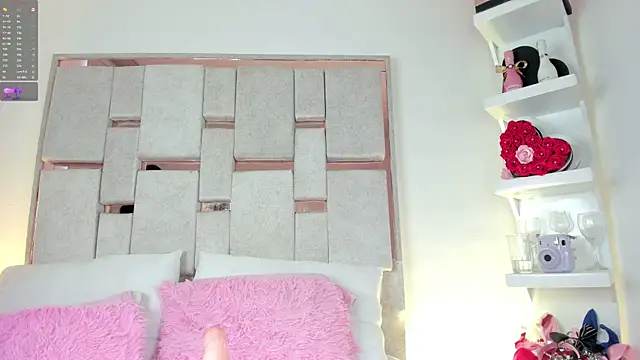 kristel s online show from October 12, 2025, 12:17 pm