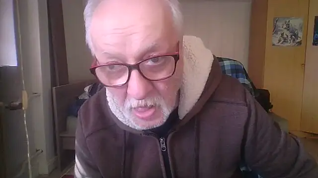 Snapshot of Sammy1660 chatting on April 19, 2026, 2:29 pm Sammy1660 online show from April 19, 2026, 2:29 pm