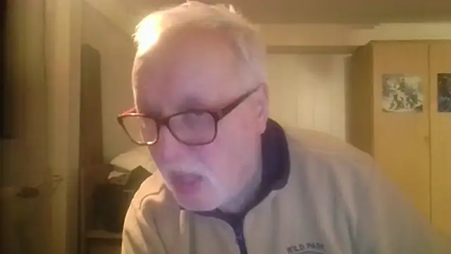 Snapshot of Sammy1660 chatting on May 15, 2026, 8:40 pm Sammy1660 online show from May 15, 2026, 8:40 pm
