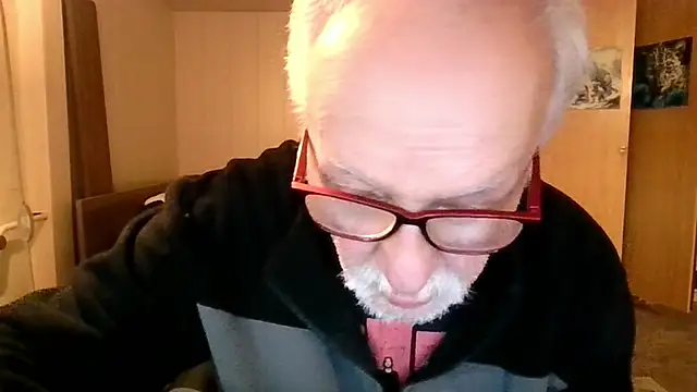 Snapshot of Sammy1660 chatting on May 6, 2026, 5:55 am Sammy1660 online show from May 6, 2026, 5:55 am