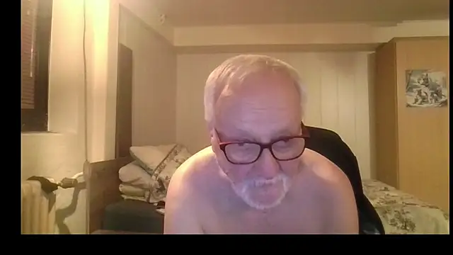Snapshot of Sammy1660 chatting on May 29, 2026, 12:16 am Sammy1660 online show from May 29, 2026, 12:16 am