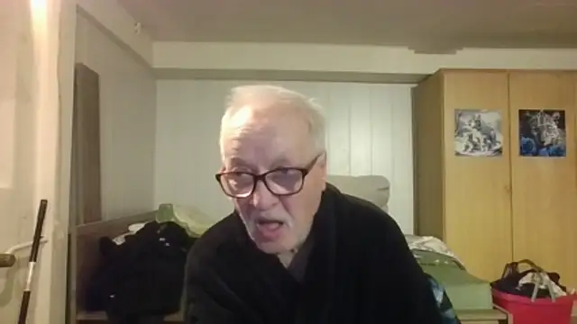 Snapshot of Sammy1660 chatting on January 17, 2026, 4:43 pm Sammy1660 online show from January 17, 2026, 4:43 pm