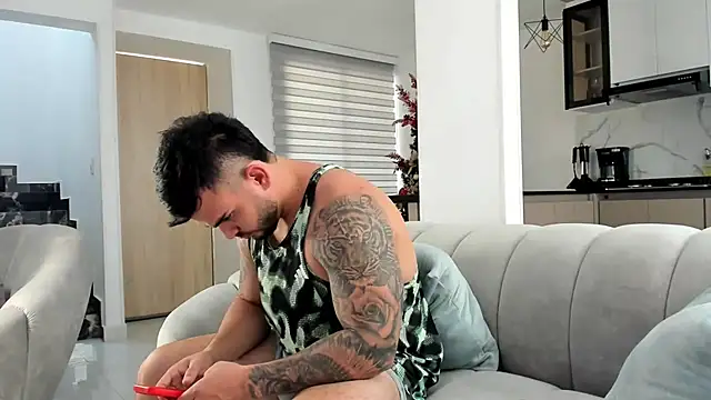 Ricardogo19 online show from December 14, 2025, 8:03 pm