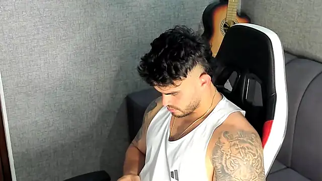 Ricardogo19 online show from October 21, 2025, 9:36 pm