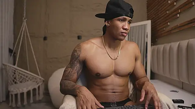 Logan Varela online show from March 26, 2026, 1:20 pm