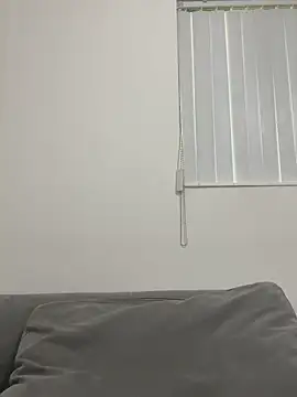 brookehoneynina online show from October 4, 2025, 7:37 pm