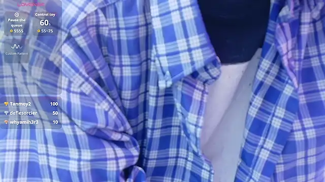 Snapshot of yourcuteneighbourr chatting on November 28, 2025, 3:07 am yourcuteneighbourr online show from November 28, 2025, 3:07 am