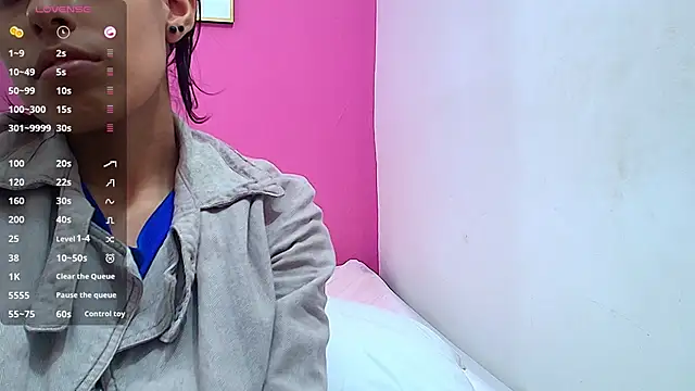 Snapshot of yourcuteneighbourr chatting on February 27, 2025, 2:57 am yourcuteneighbourr online show from February 27, 2025, 2:57 am