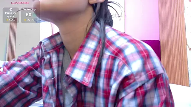 yourcuteneighbourr online show from April 1, 2026, 2:46 am