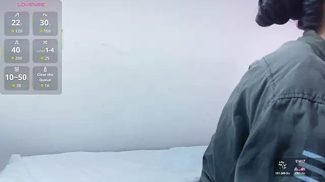 Snapshot of yourcuteneighbourr chatting on November 13, 2025, 2:59 am yourcuteneighbourr online show from November 13, 2025, 2:59 am