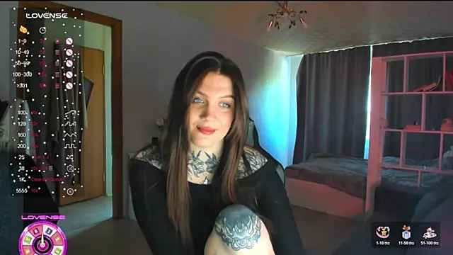 AizaRose online show from May 13, 2026, 7:26 am