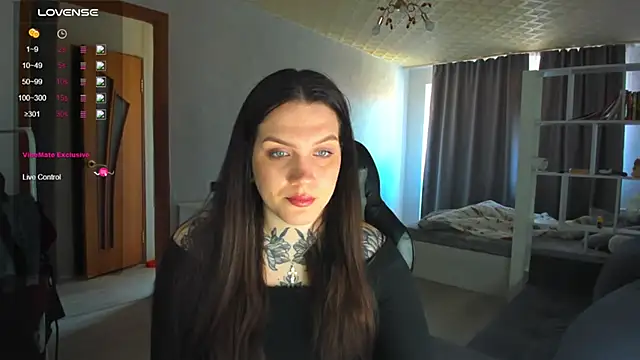 AizaRose online show from April 17, 2026, 7:11 am