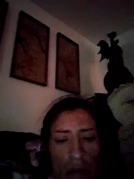 Snapshot of gurlnips chatting on February 3, 2026, 6:46 pm gurlnips online show from February 3, 2026, 6:46 pm