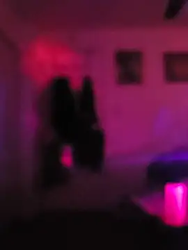 Snapshot of gurlnips chatting on February 4, 2026, 1:39 pm gurlnips online show from February 4, 2026, 1:39 pm